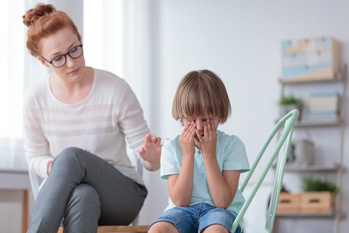 Qué hacer si mi hijo llora para ir al colegio