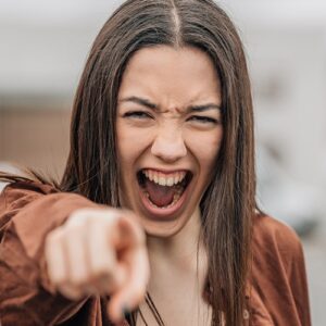 Qué hacer cuando un hijo te falta al respeto